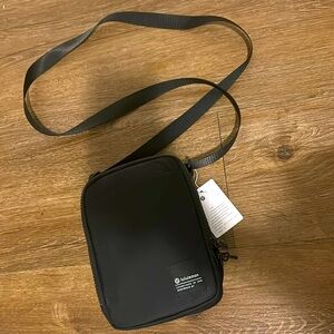 LuluLemon Easy Access Crossbody